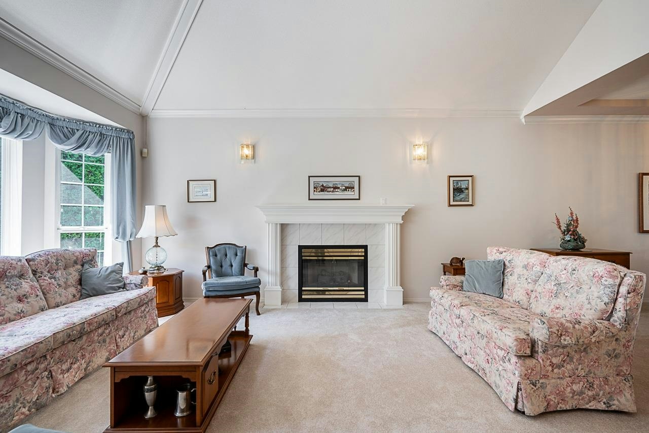 11443 Royal Crescent - 5