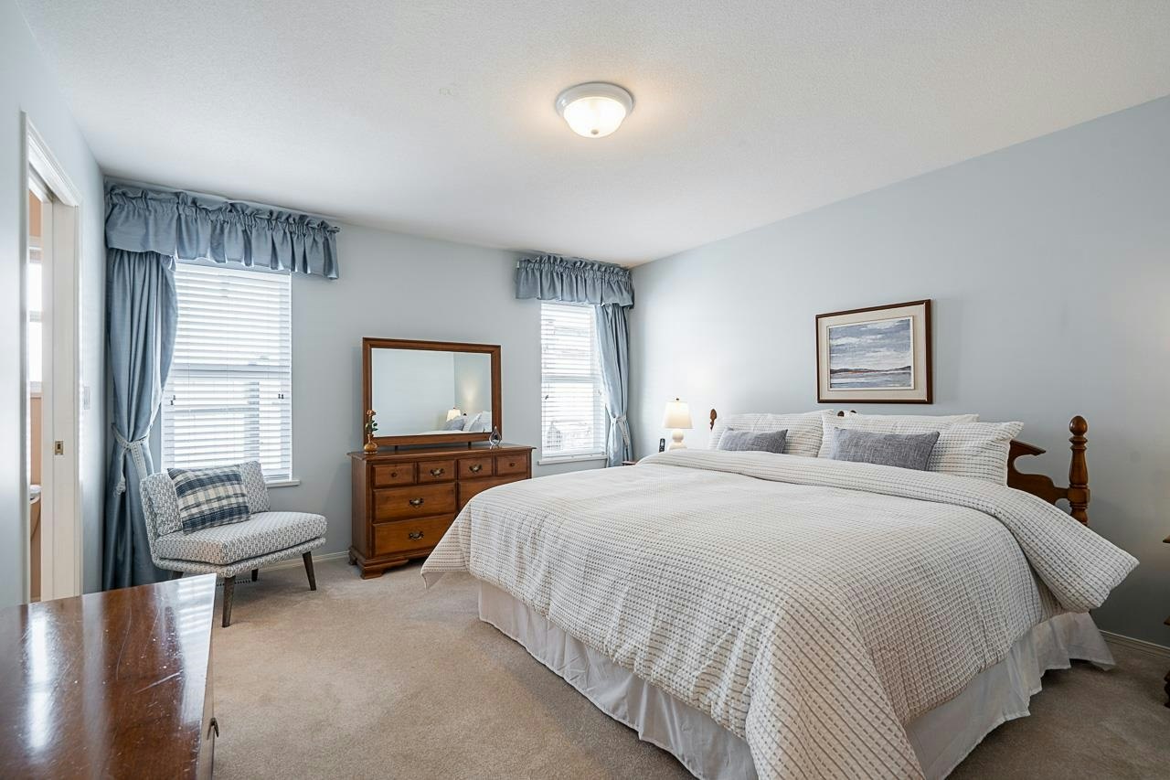 11443 Royal Crescent, Surrey, BC, V3V 6V5 - 15