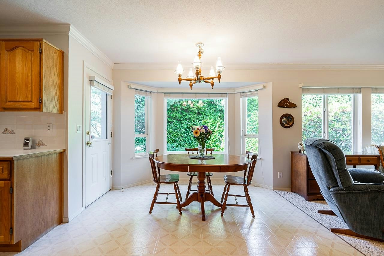 11443 Royal Crescent, Surrey, BC, V3V 6V5 - 12