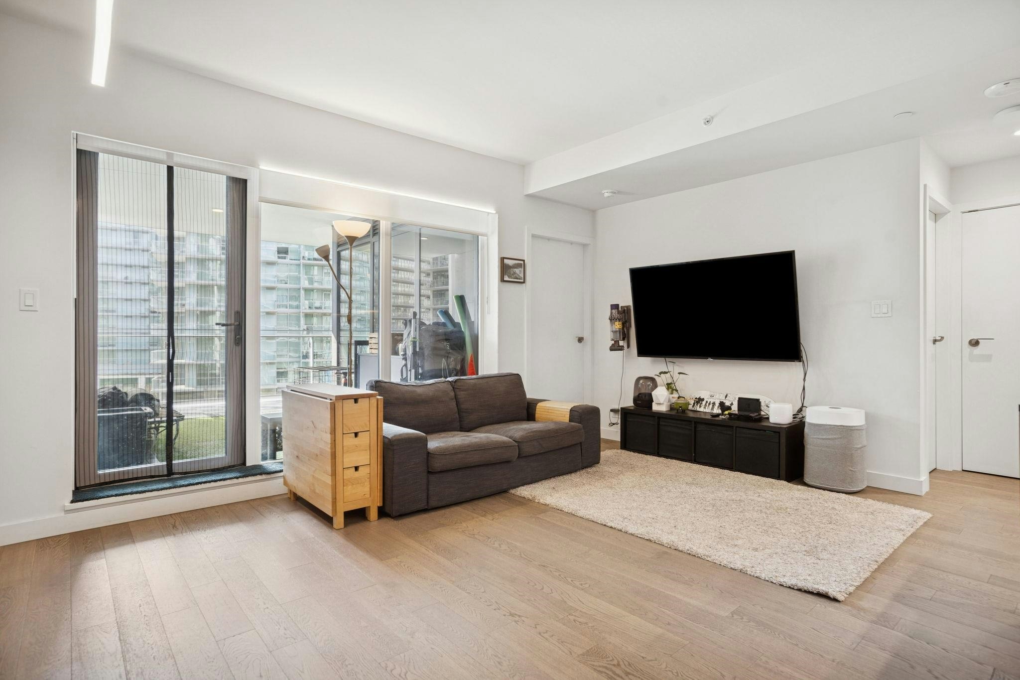 413-6811 Pearson Way - 4