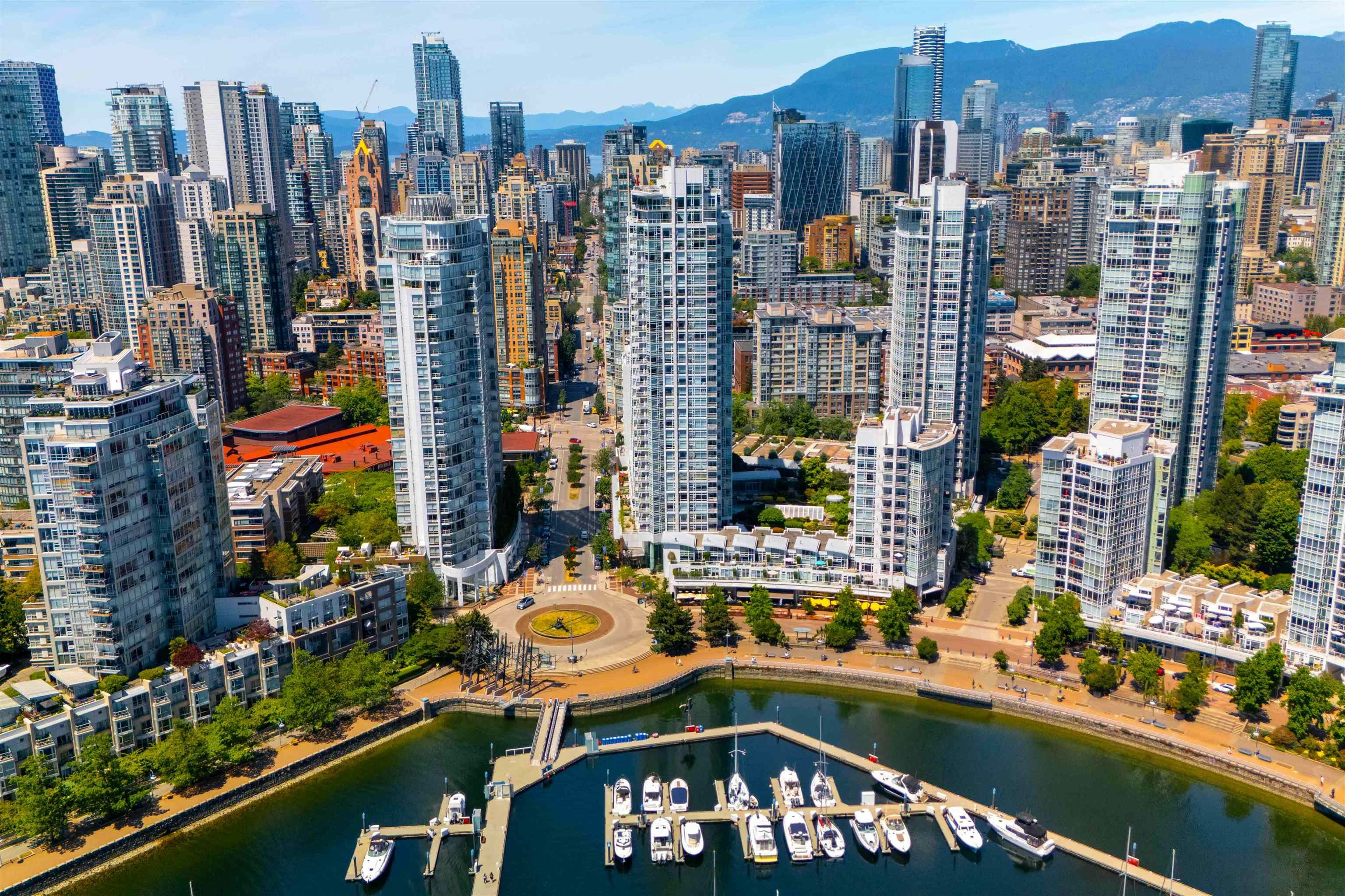 2303-1199 Marinaside Crescent, Vancouver, BC, V6Z 2Y2 - 26