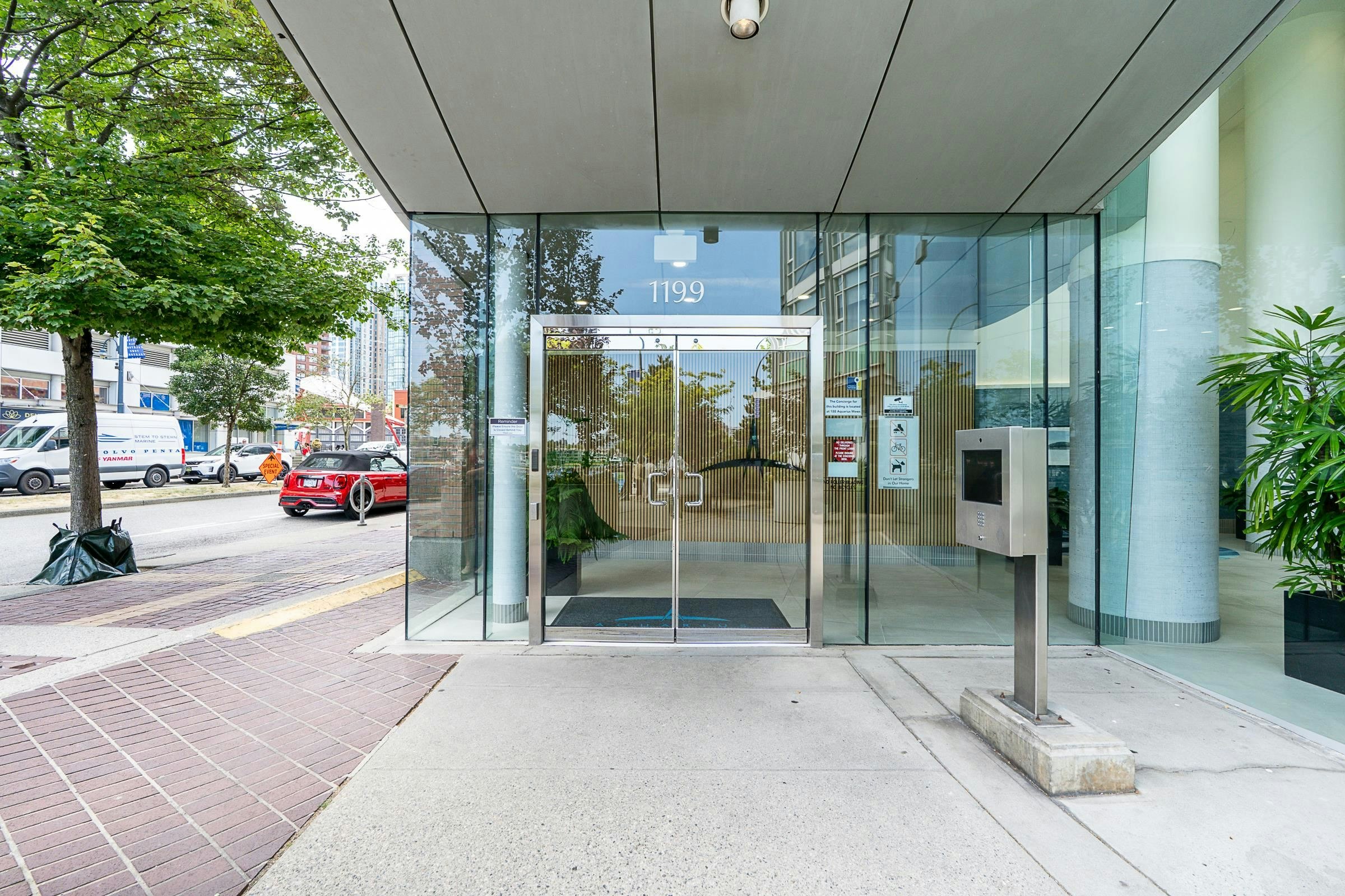 2303-1199 Marinaside Crescent - 2