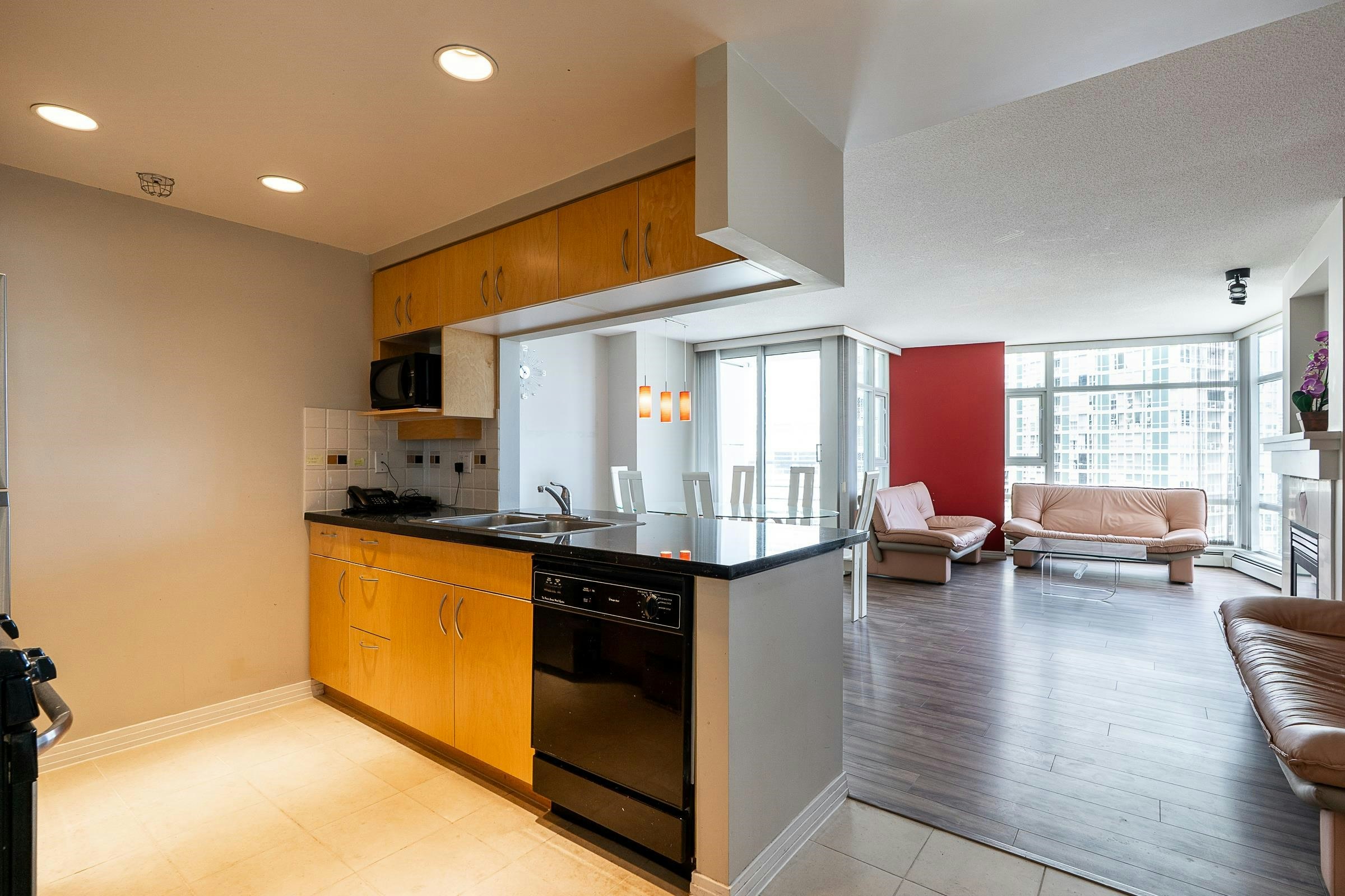 2303-1199 Marinaside Crescent - 3