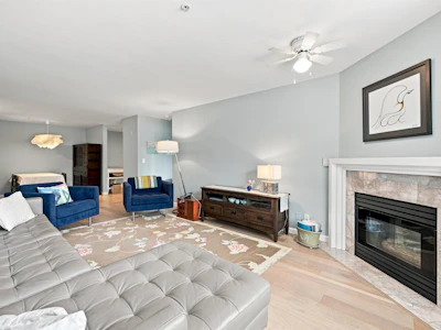 111-4768 53 Street - 5