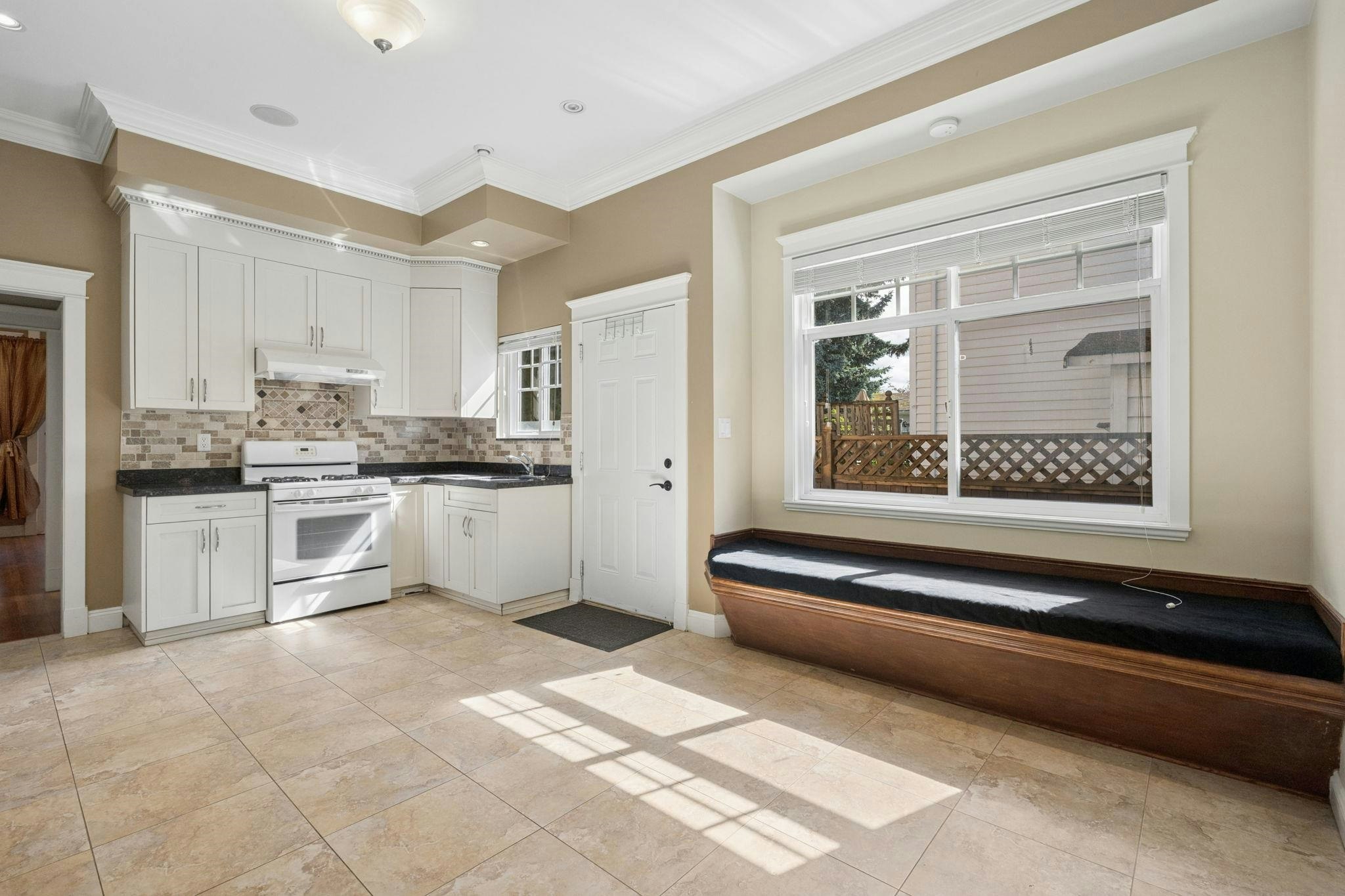 3711 Ullsmore Avenue, Richmond, BC, V7C 1S3 - 35