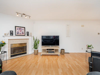 43-7875 122 Street - 4