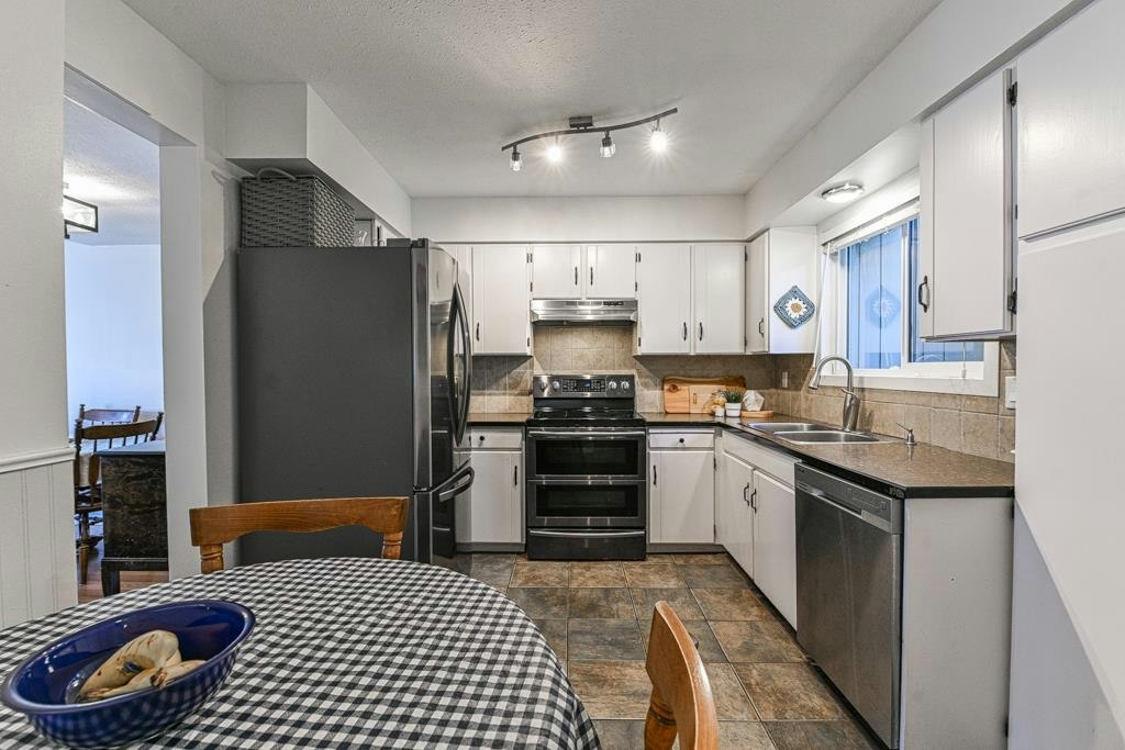 9-32870 Bevan Way, Abbotsford, BC, V2S 6R3 - 33