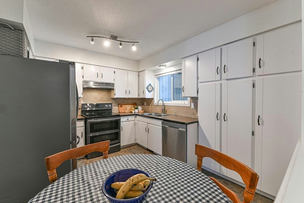 9-32870 Bevan Way, Abbotsford, BC, V2S 6R3 - 21