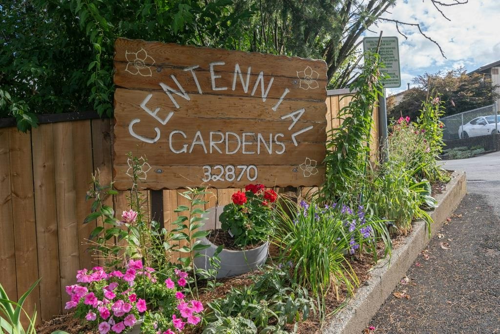 9-32870 Bevan Way - 2