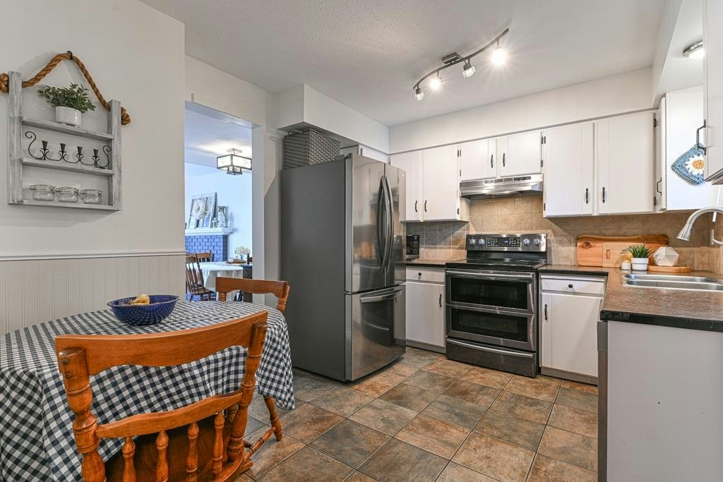 9-32870 Bevan Way, Abbotsford, BC, V2S 6R3 - 17