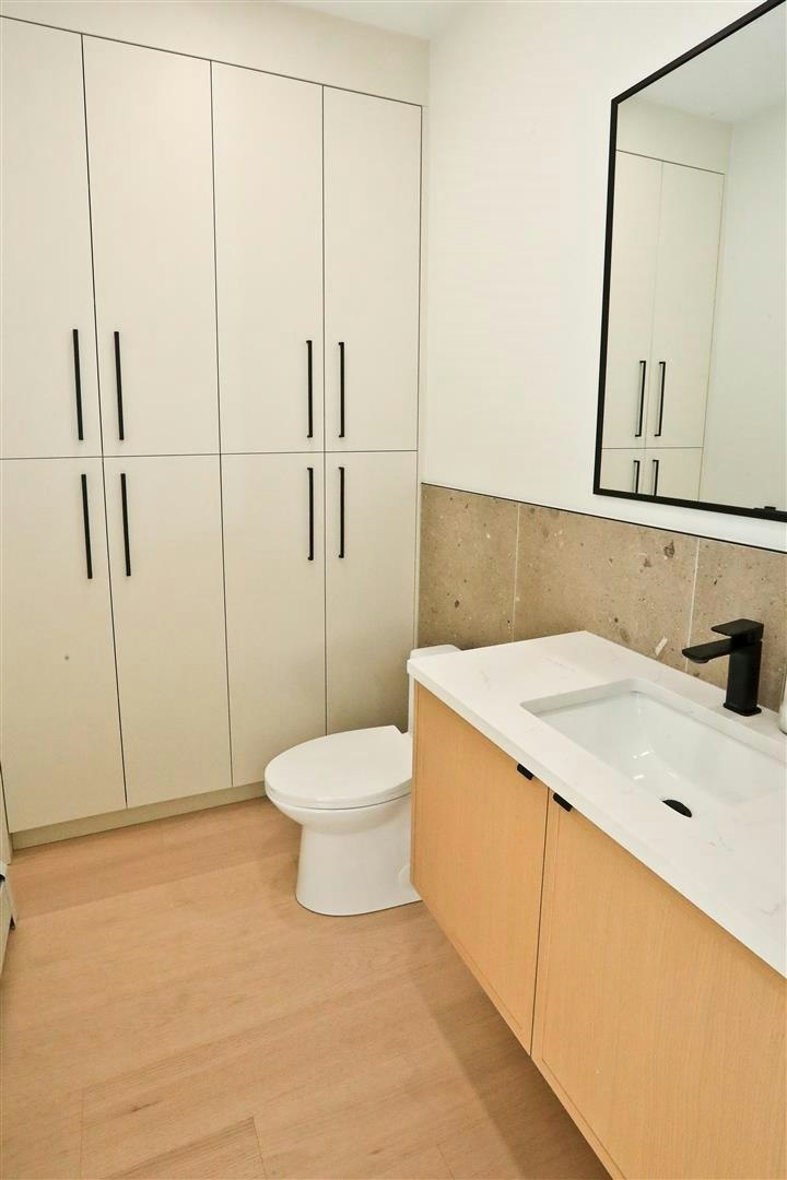 4015 Victoria Drive, Vancouver, BC, V5N 4M9 - 23
