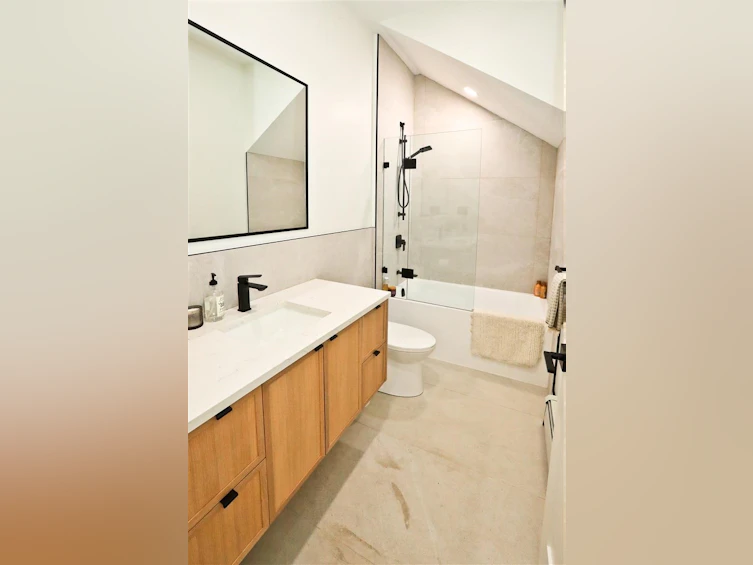 4015 Victoria Drive, Vancouver, BC, V5N 4M9 - 19