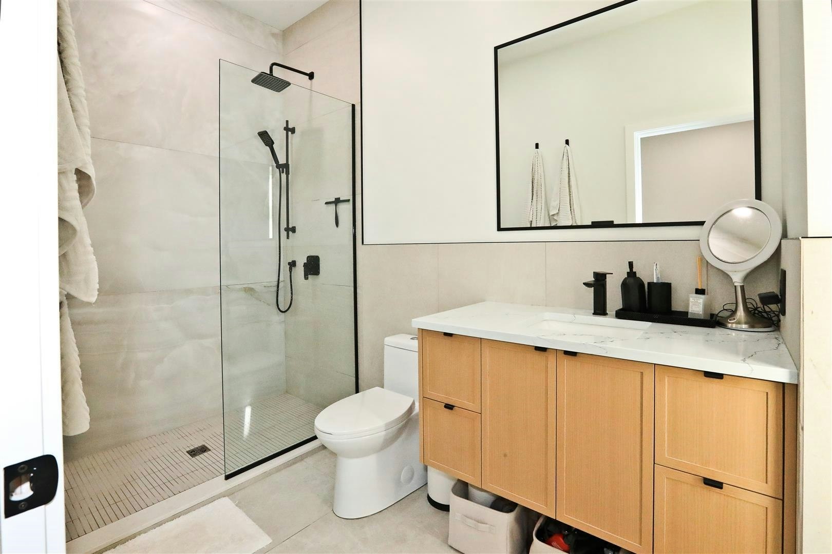 4015 Victoria Drive, Vancouver, BC, V5N 4M9 - 13