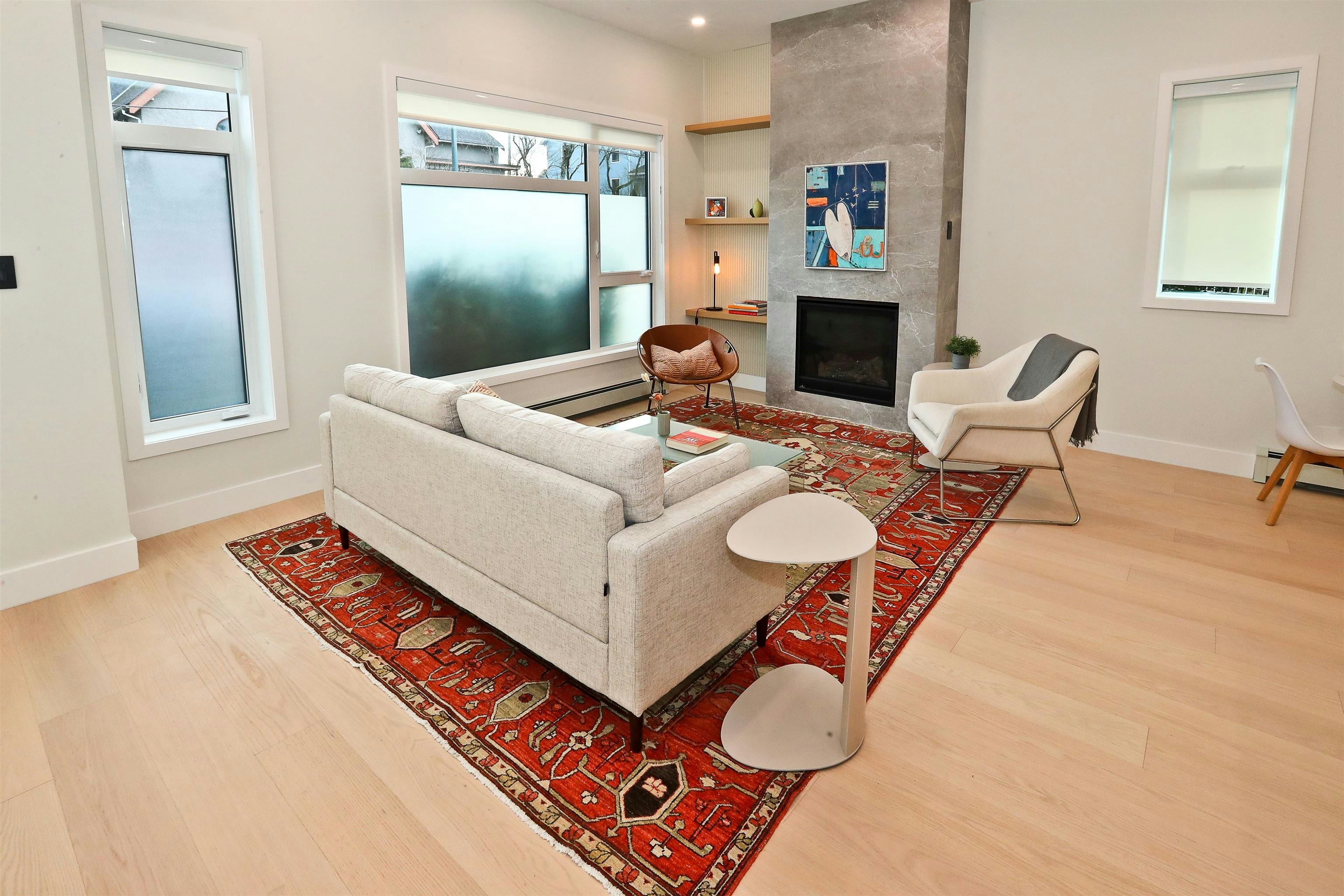 4015 Victoria Drive