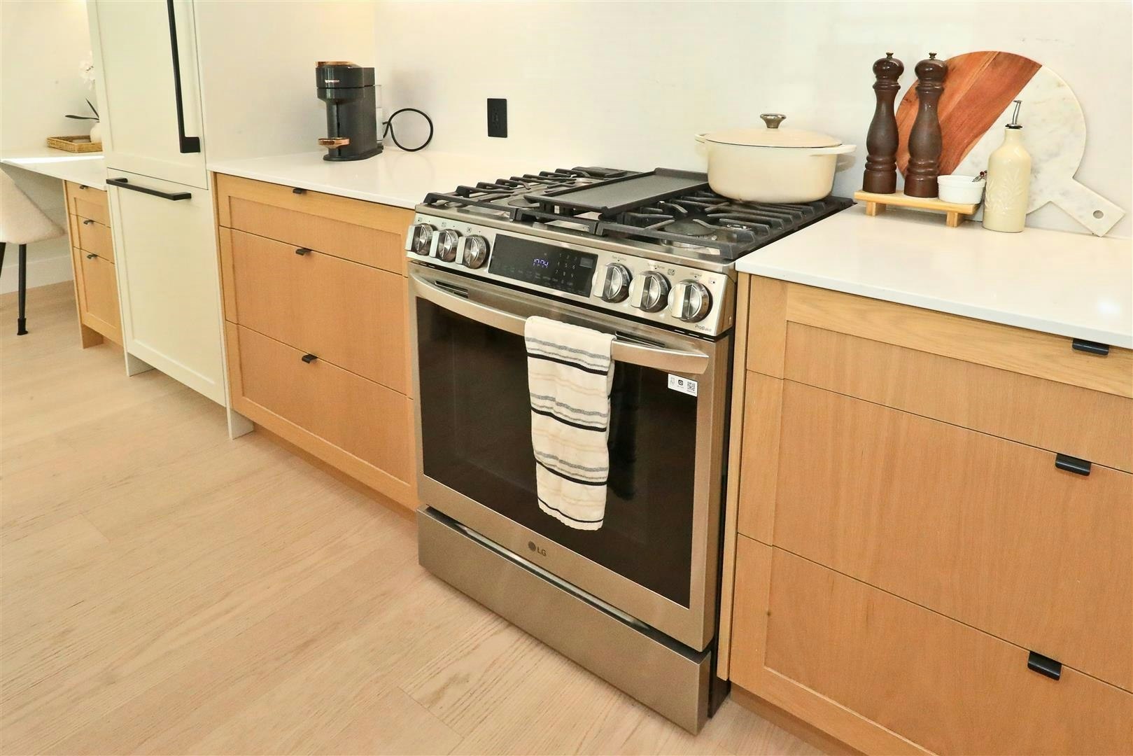 4015 Victoria Drive, Vancouver, BC, V5N 4M9 - 7
