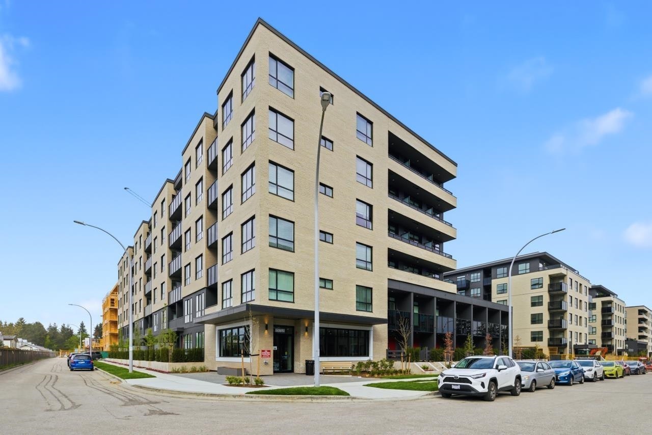 601-15733 85 Avenue, Surrey, BC, V4N 6Z1