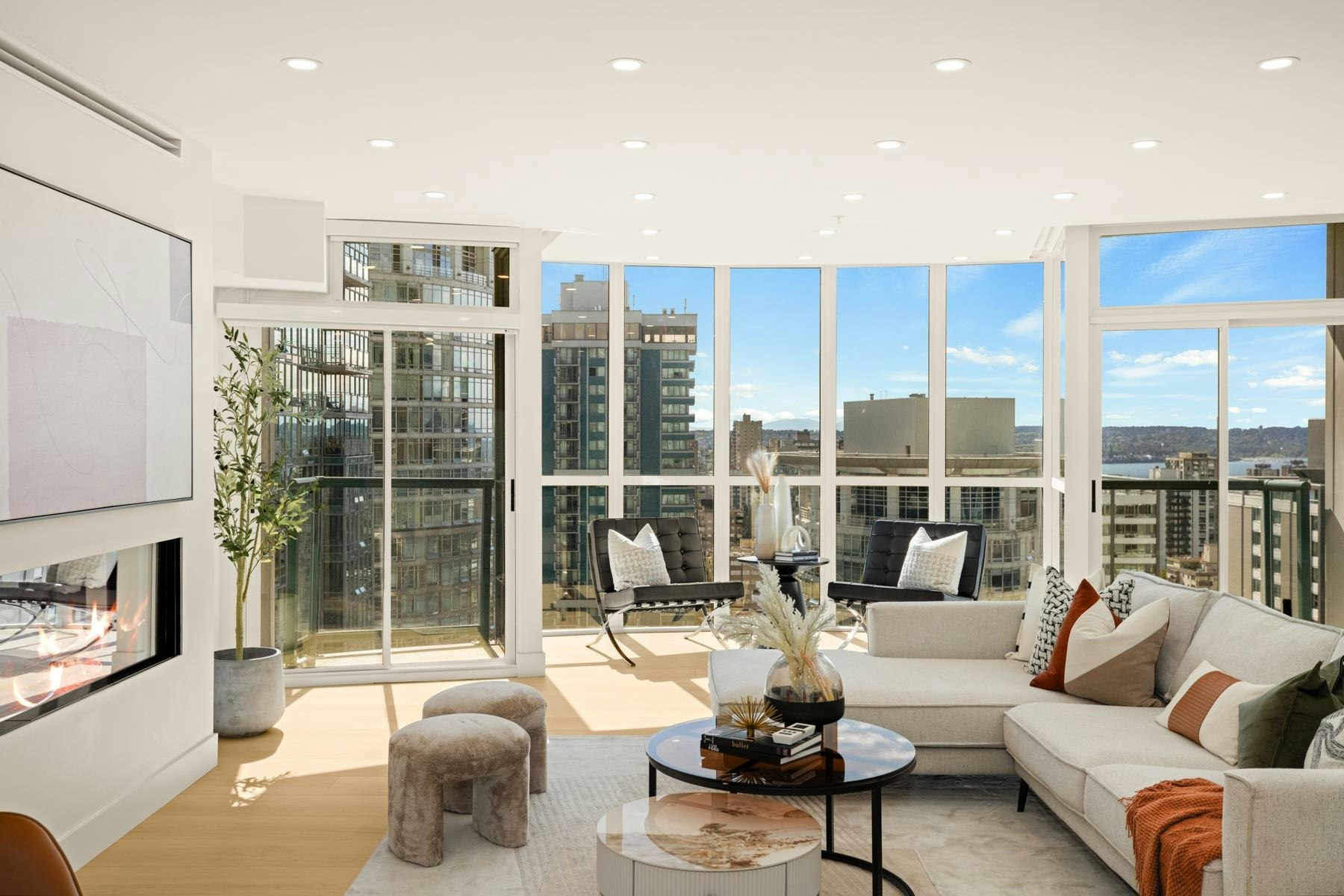 2803-1239 W Georgia Street, Vancouver, BC, V6E 4R8 - 4