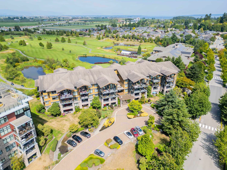 301-5099 Springs Boulevard, Delta, BC, V4M 0A2 - 2