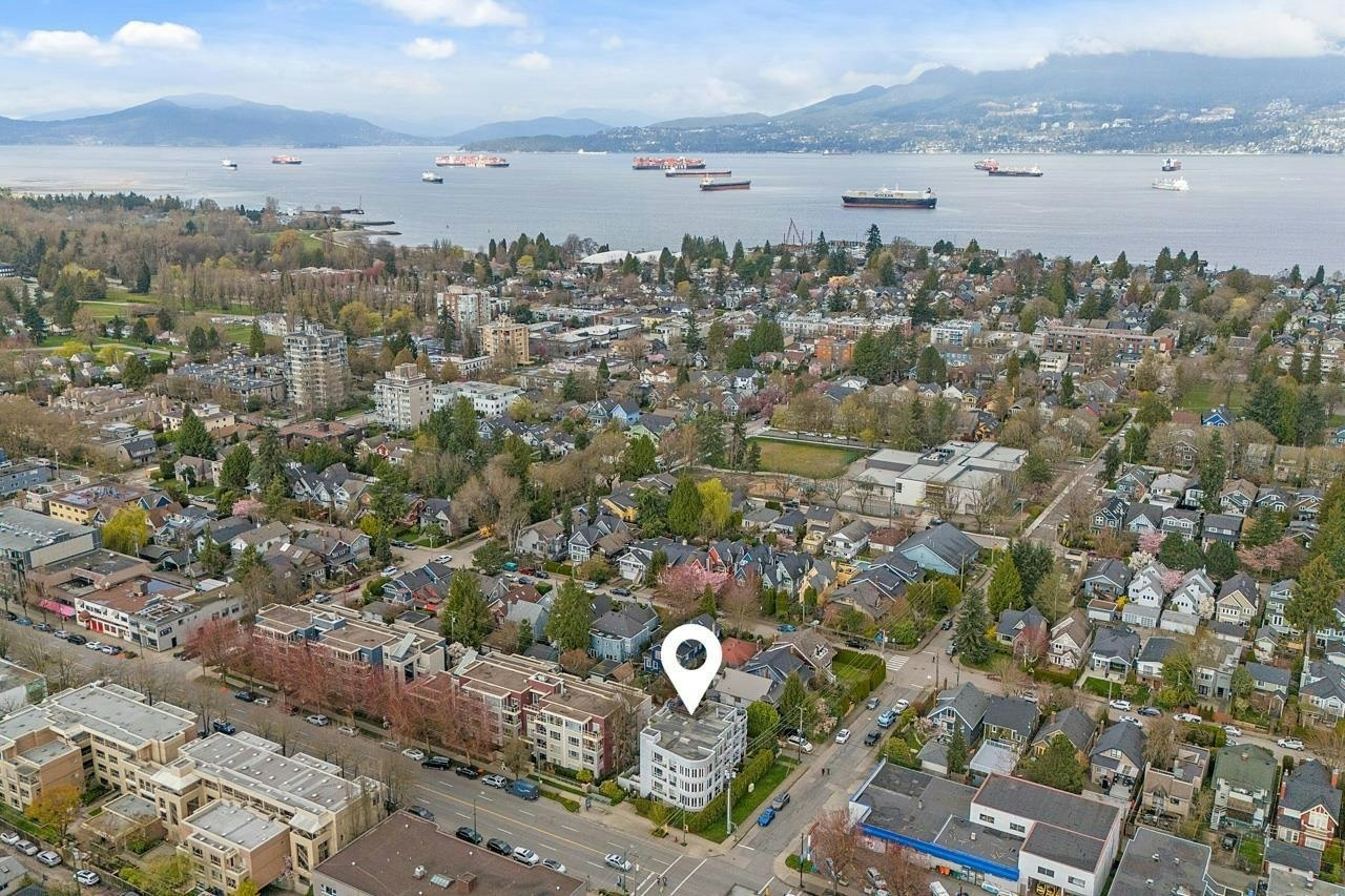 402-3505 W Broadway, Vancouver, BC, V6R 2B5 - 37