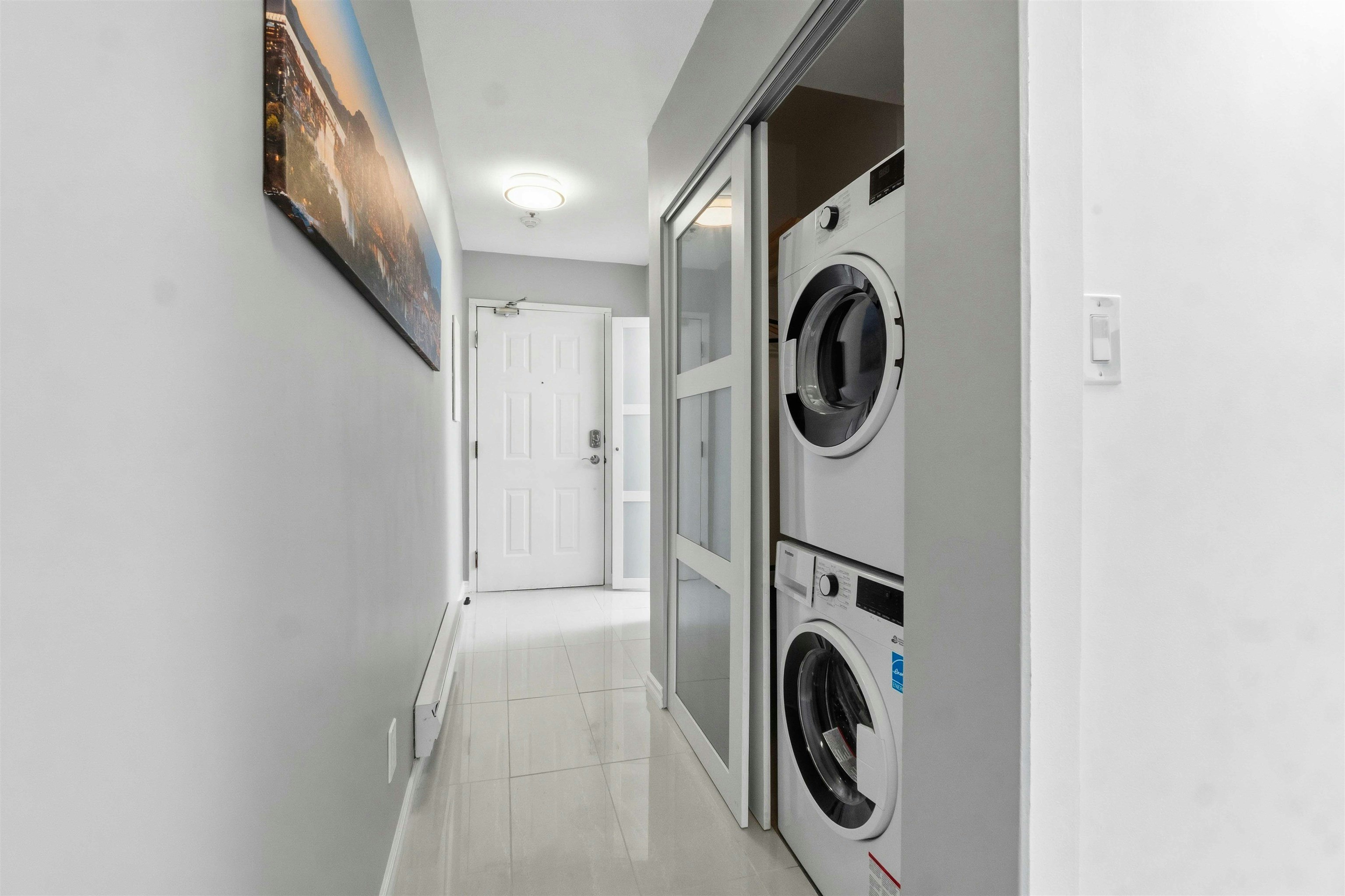 402-3505 W Broadway, Vancouver, BC, V6R 2B5 - 23