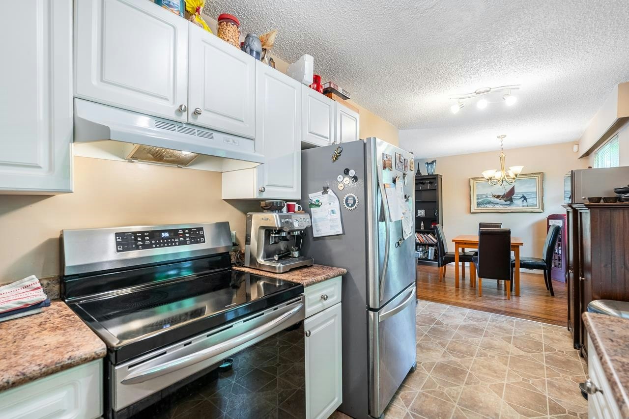11288 135 Street, Surrey, BC, V3R 2Z7 - 14