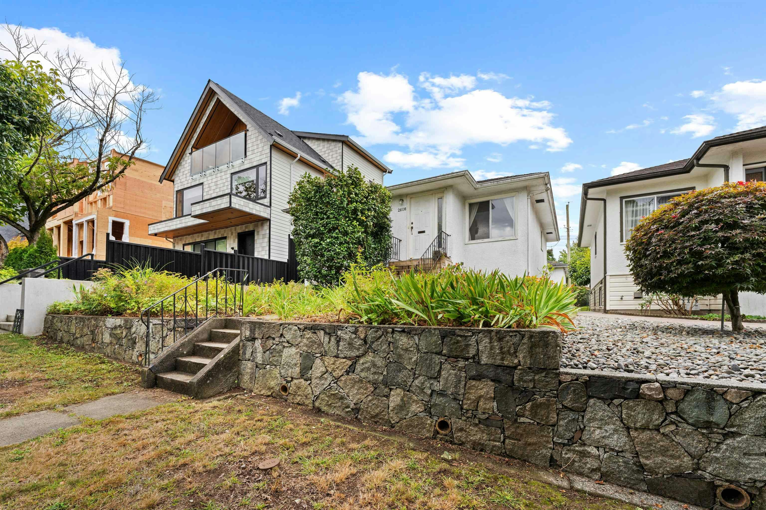 2608 E 4th Avenue - 2