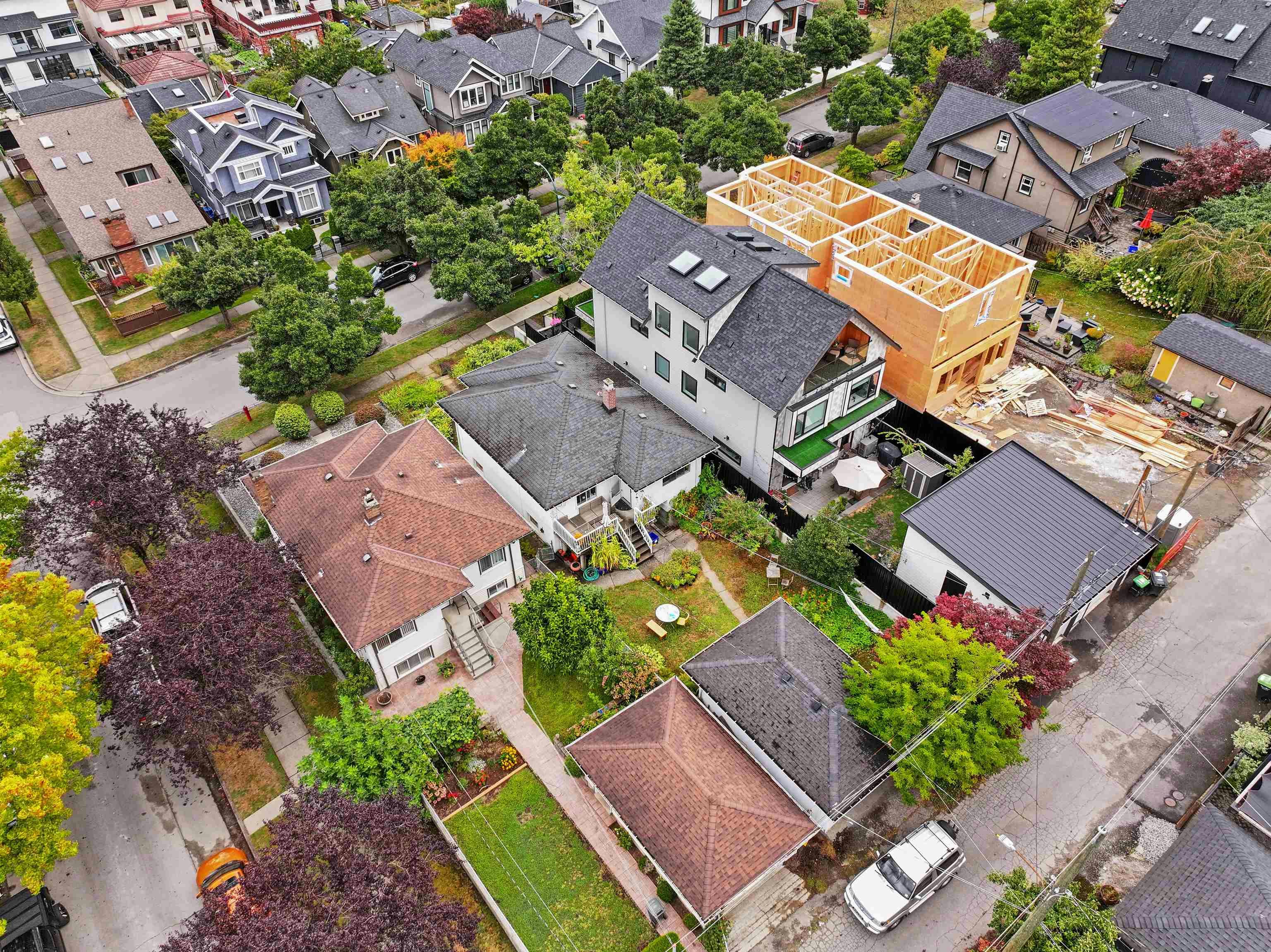 2608 E 4th Avenue, Vancouver, BC, V5M 1K4 - 6