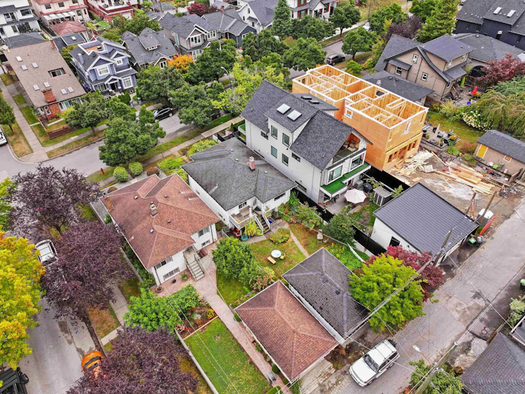 2608 E 4th Avenue, Vancouver, BC, V5M 1K4 - 6