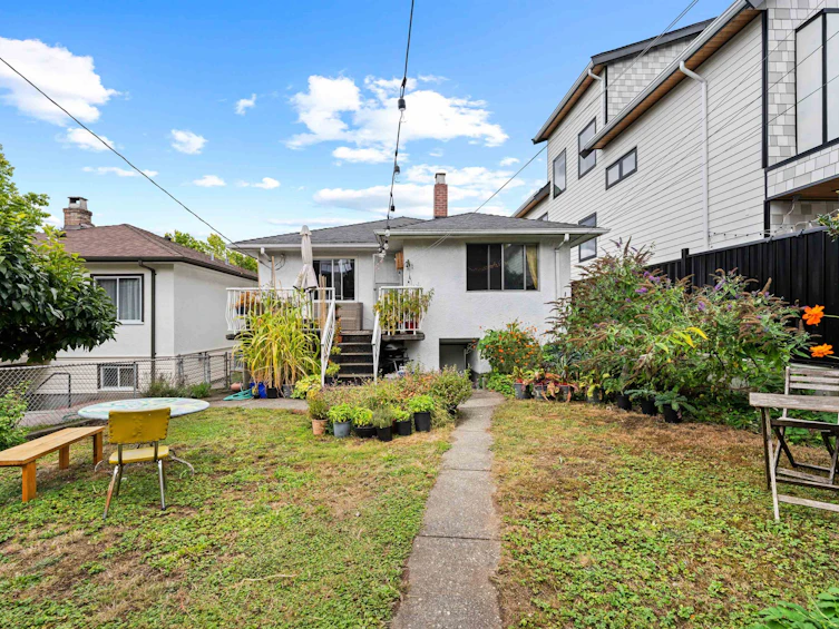 2608 E 4th Avenue, Vancouver, BC, V5M 1K4 - 30
