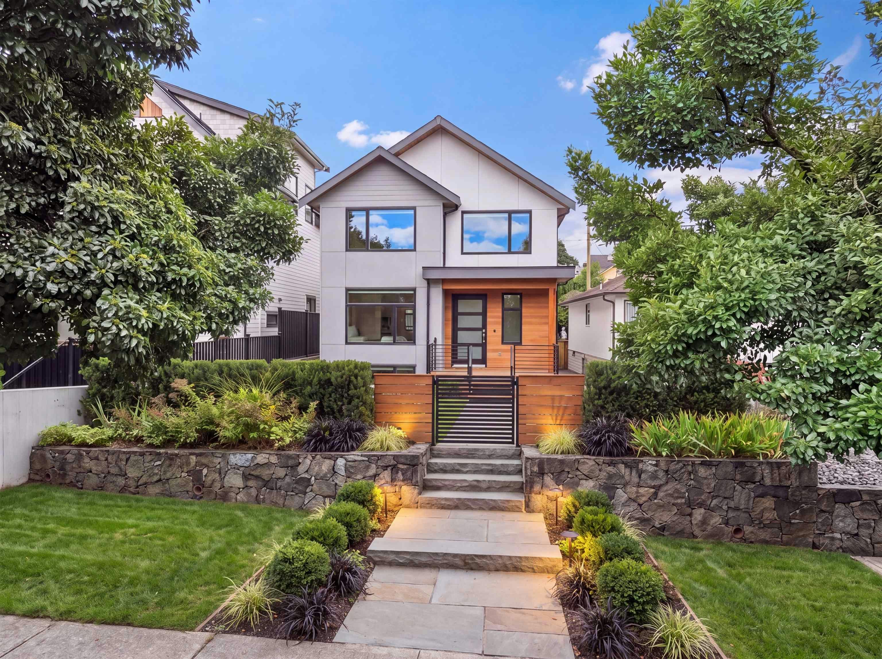2608 E 4th Avenue, Vancouver, BC, V5M 1K4 - 9