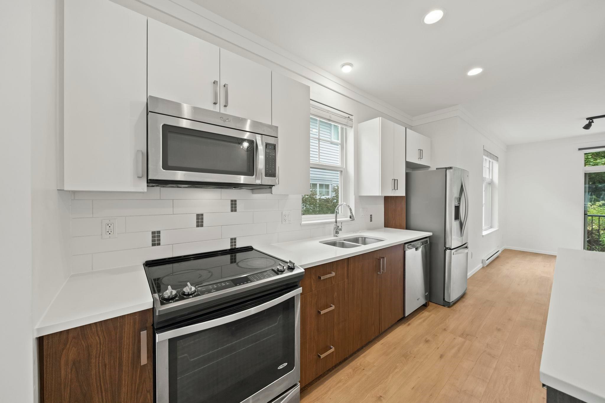 81-5858 142 Street - 2