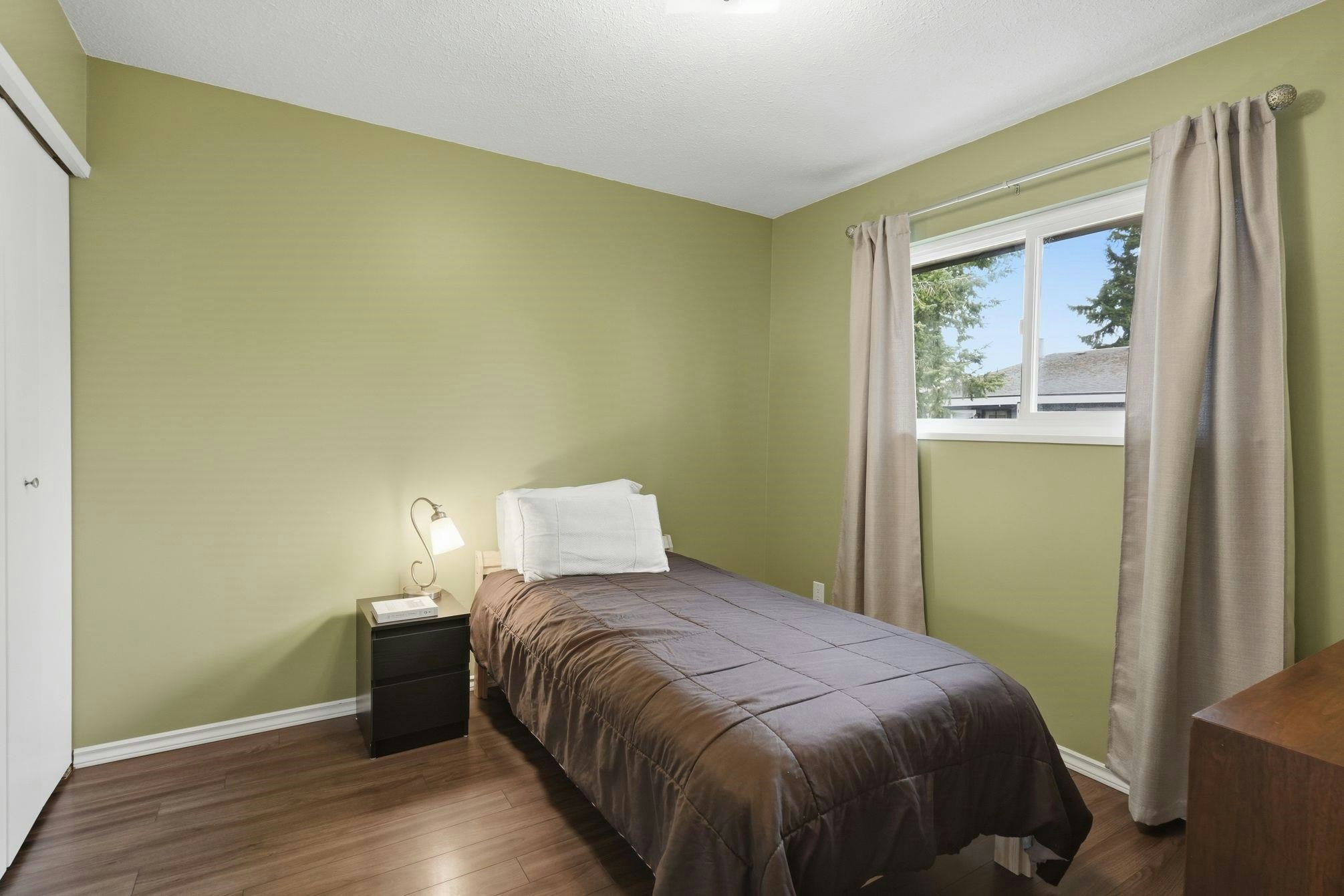 11870 Staples Crescent, Delta, BC, V4E 2T7 - 11