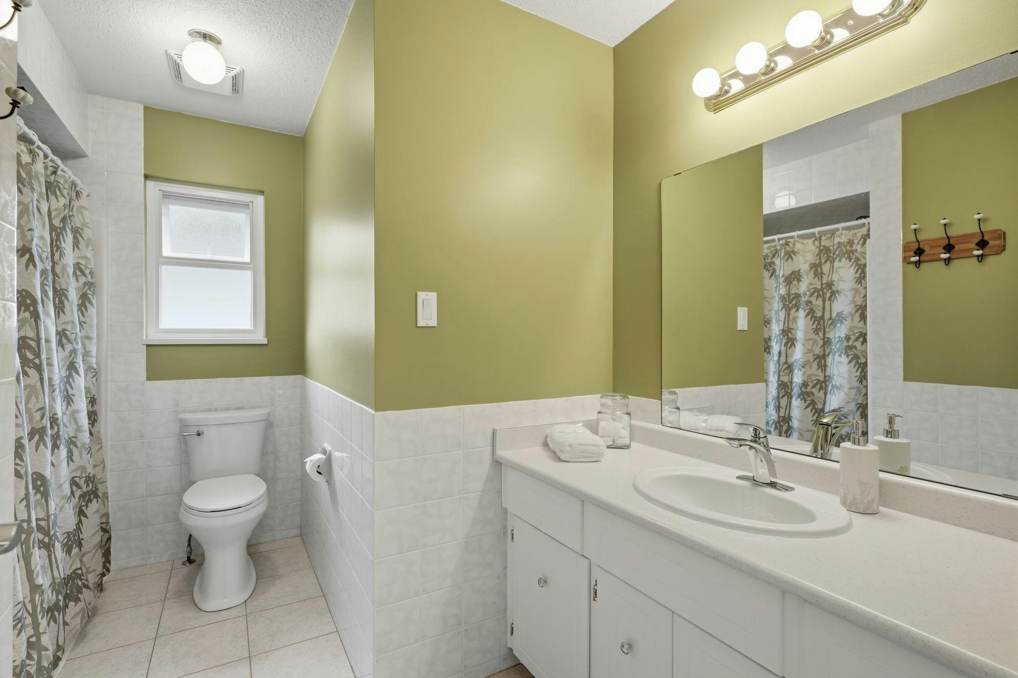 11870 Staples Crescent, Delta, BC, V4E 2T7 - 12