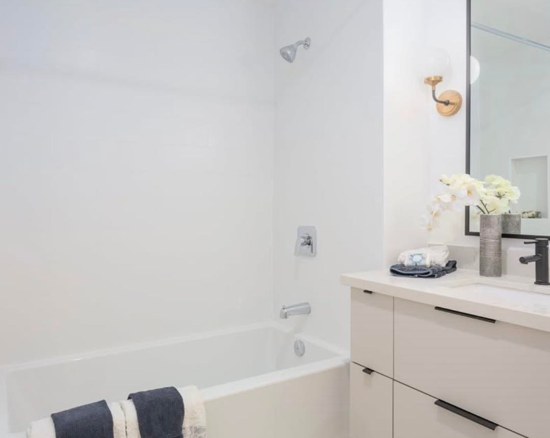 107-3018 St George Street, Port Moody, BC, V3H 0L4 - 10
