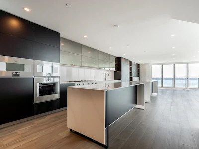 1302-1342 Johnston Road - 4