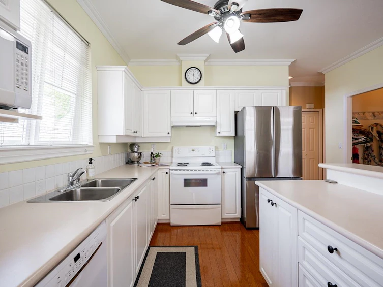 69-15037 58 Avenue, Surrey, BC, V3S 8Z5 - 7