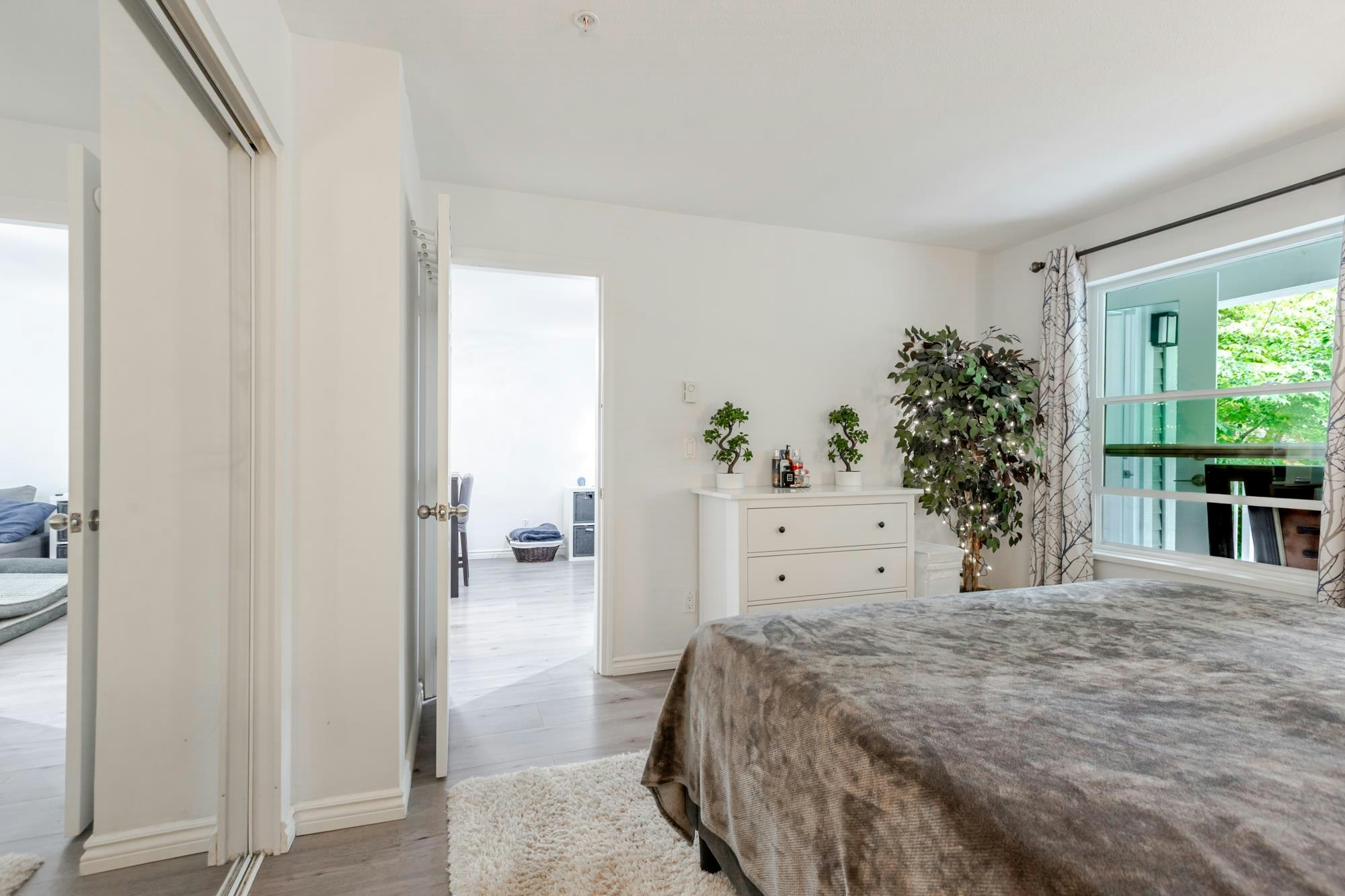 202-9688 148 Street, Surrey, BC, V3R 0W2 - 22