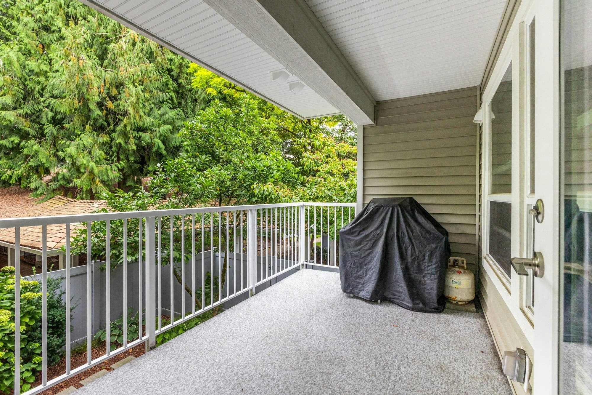 202-9688 148 Street, Surrey, BC, V3R 0W2 - 28