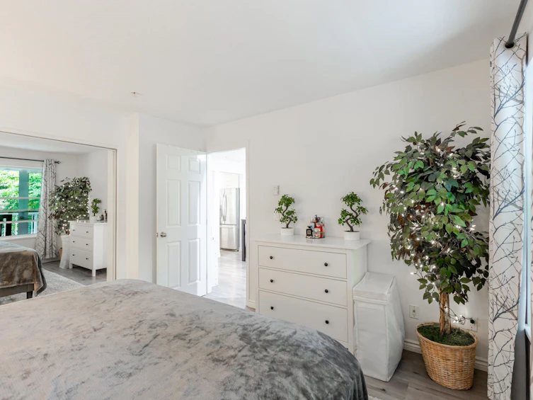202-9688 148 Street, Surrey, BC, V3R 0W2 - 23