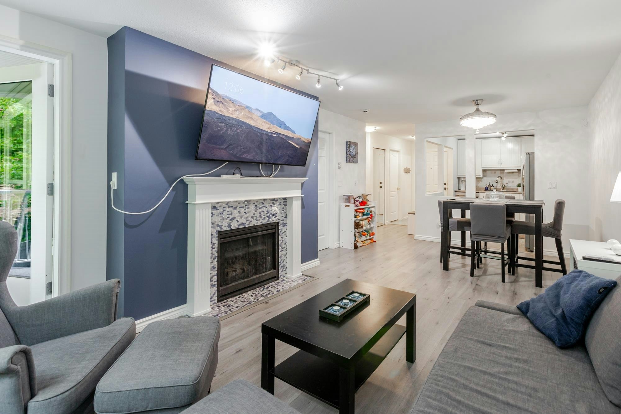202-9688 148 Street, Surrey, BC, V3R 0W2 - 18