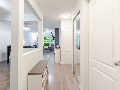 202-9688 148 Street - 3