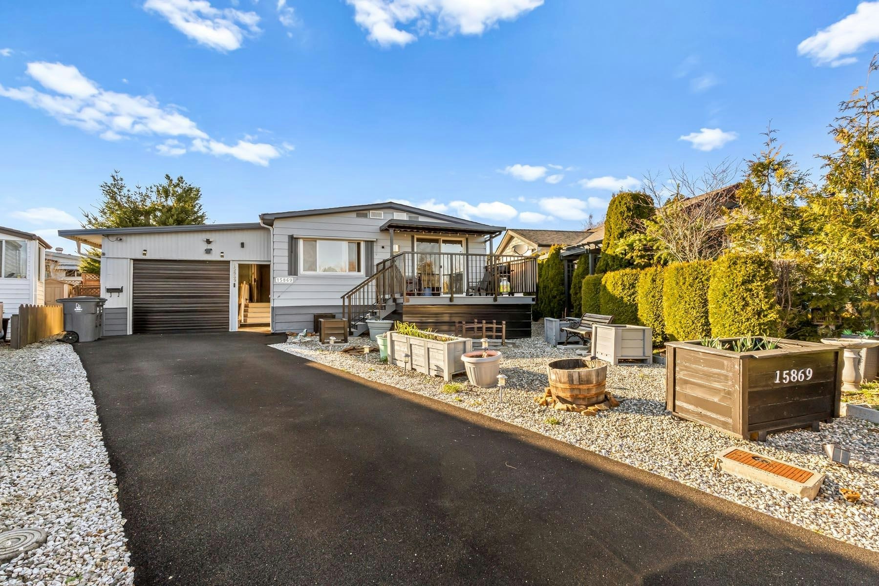 15869 Yorkshire Place, Surrey, BC, V4A 5K7