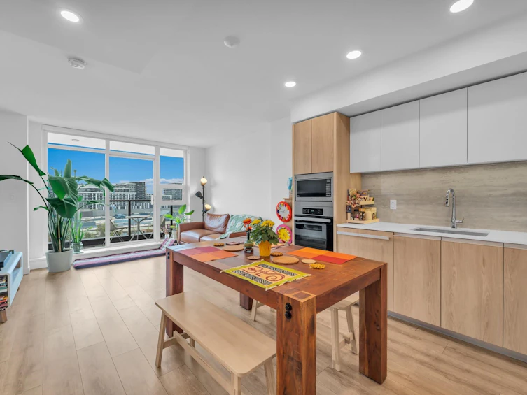 804-8111 Park Road, Richmond, BC, V6Y 0M2 - 3