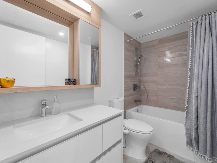 804-8111 Park Road, Richmond, BC, V6Y 0M2 - 17