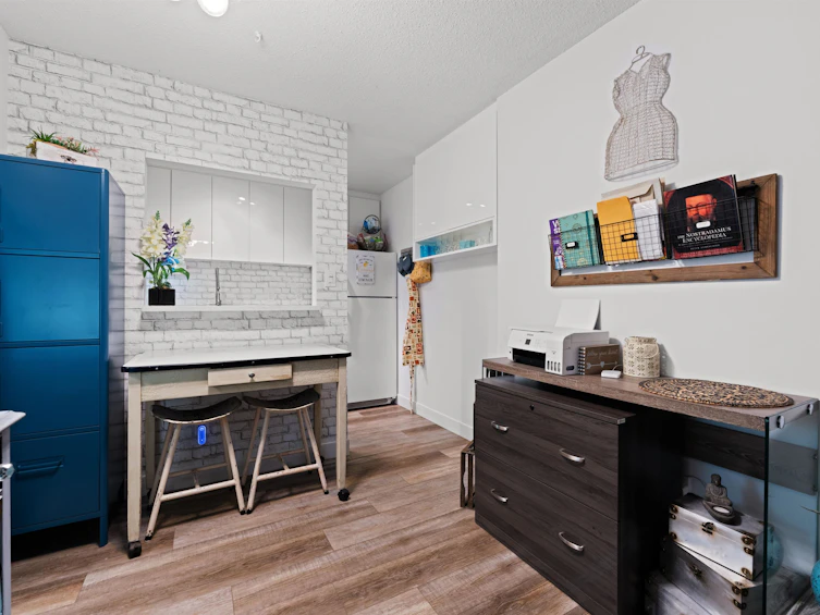 401-2173 W 6 Avenue, Vancouver, BC, V6K 1V5 - 8