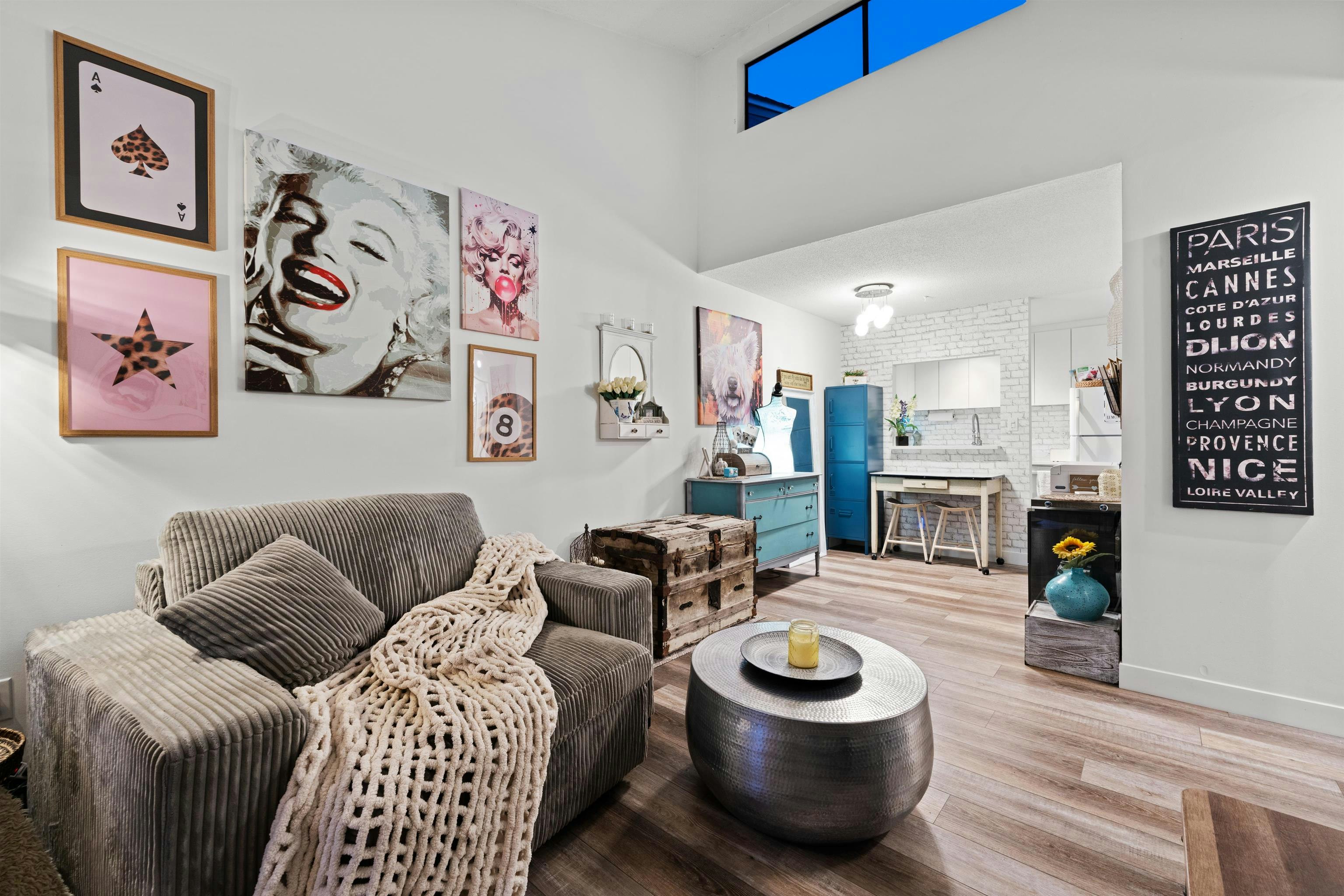 401-2173 W 6 Avenue - 2