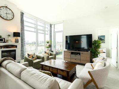309-3438 Sawmill Crescent - 3