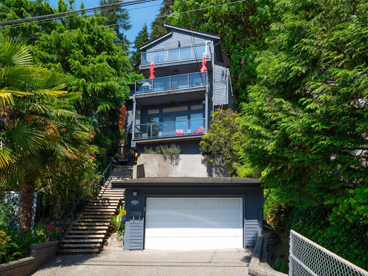2643 Panorama Drive, North Vancouver, BC, V7G 1V7