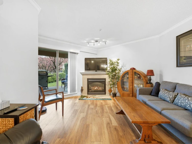 207-78 Richmond Street, New Westminster, BC, V3L 5T2 - 8