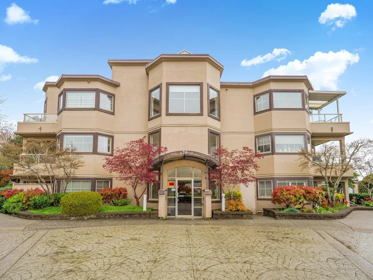 207-78 Richmond Street, New Westminster, BC, V3L 5T2